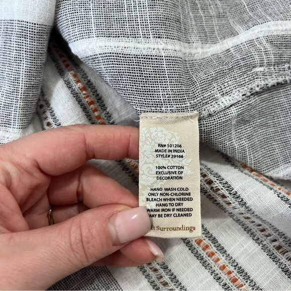 Soft surroundings striped embroidered gauze cotton tunic blouse w/ pockets - Picture 3 of 8